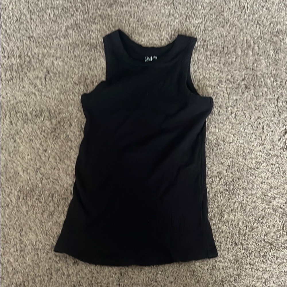 Maurice’s tank top. Size medium.